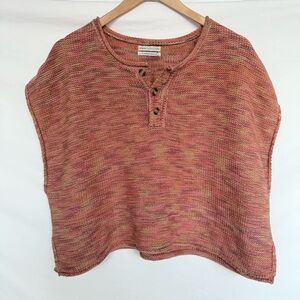 UO roll-hem Terra cotta/multi colored knit Henley top